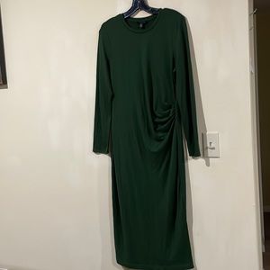 Size: medium, Brand: Banana Republic, colored: bottle green.